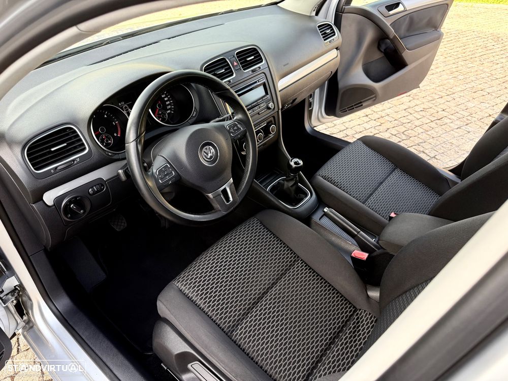 VW Golf 1.6 TDi Highline - 7