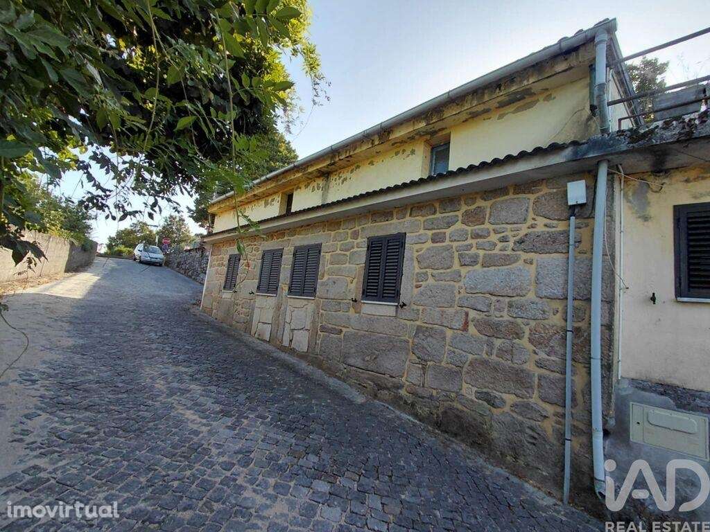 Casa / Villa T3 em Vila e Roussas de 112 m2 - Grande imagem: 3/40