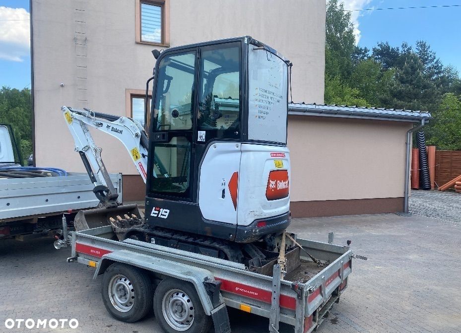 Bobcat Bobcat E19  ROK 2019 + przyczepa - 2