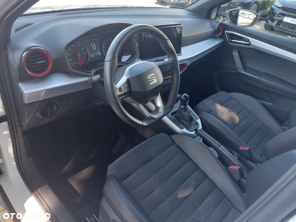 Seat Arona - 11