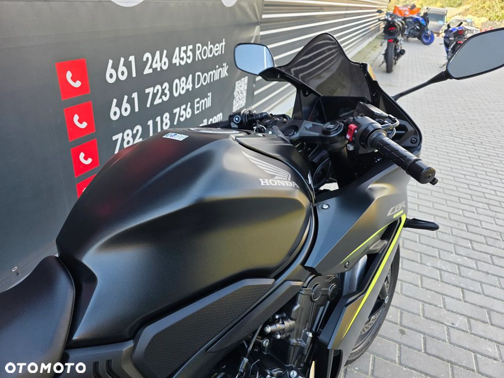 Honda CBR - 24