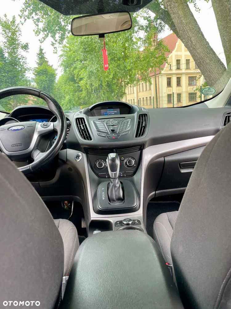 Ford Kuga 2.0 TDCi 4WD Titanium - 12