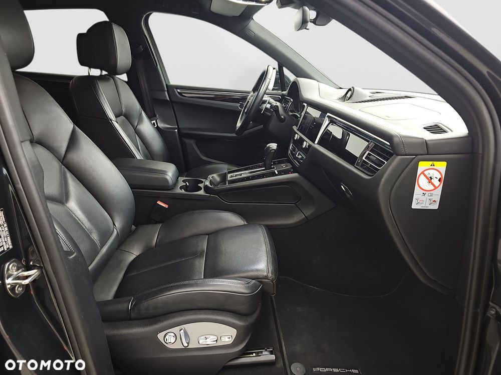 Porsche Macan Standard - 39