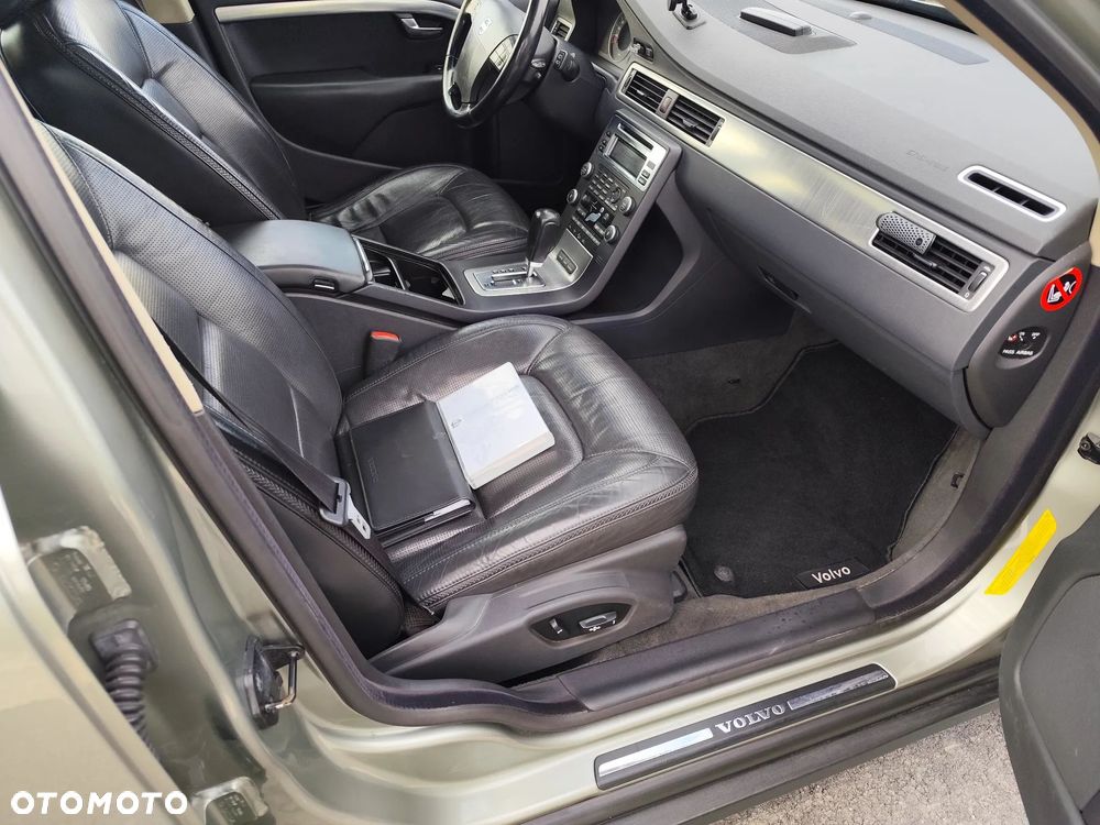 Volvo XC 70 D5 AWD Summum - 14