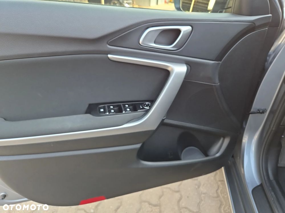 Kia XCeed 1.5 T-GDI M DCT - 10