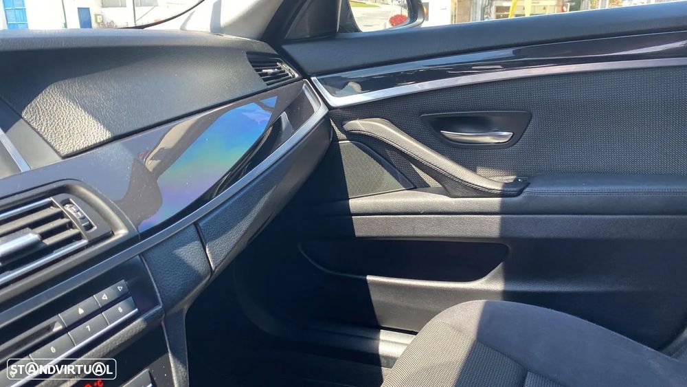 BMW 520 d Pack M - 5