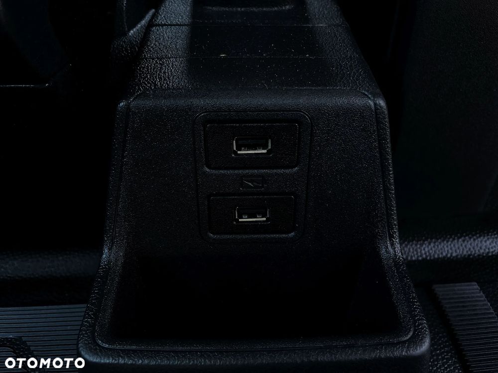 Ford Transit Custom Kombi 320 L2H1 Trend - 31