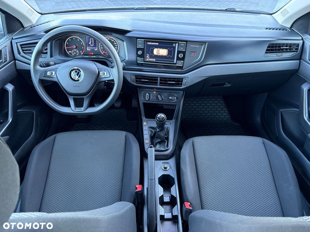 Volkswagen Polo - 11