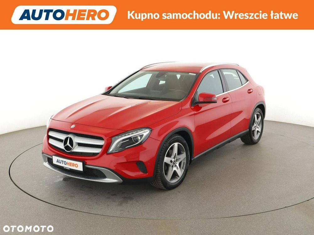 Mercedes-Benz GLA 180 7G-DCT Urban - 2