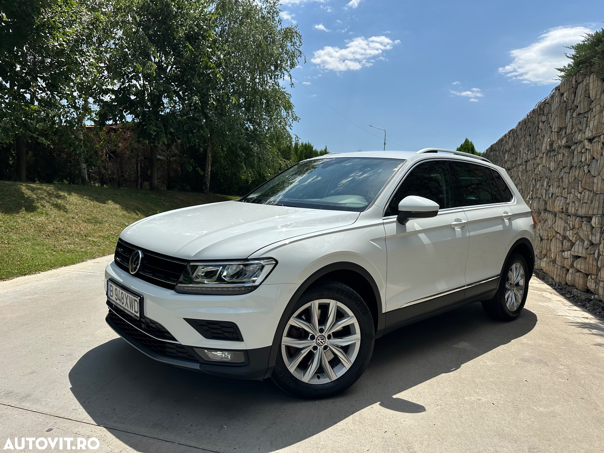 Volkswagen Tiguan 2.0 TDI 4Mot DSG Highline - 19