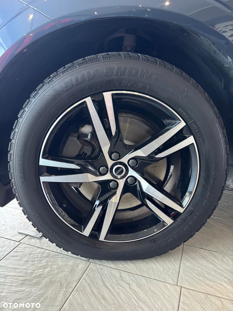 Volvo XC 60 B4 D AWD R-Design - 11