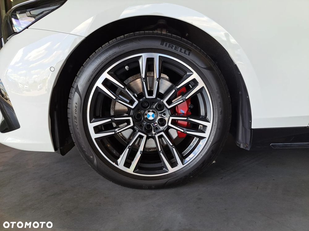 BMW Seria 5 520d xDrive mHEV M Sport - 9