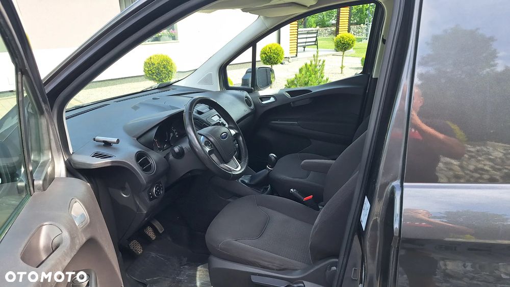 Ford Transit courier - 8