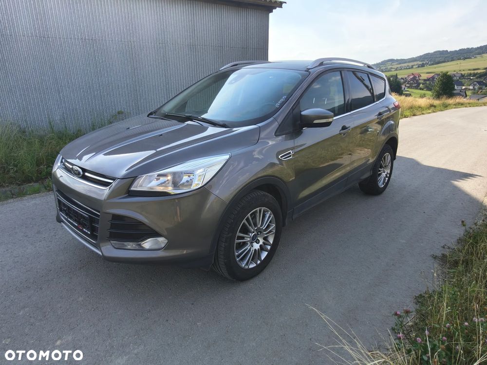 Ford Kuga 2.0 TDCi 4x4 Titanium - 4