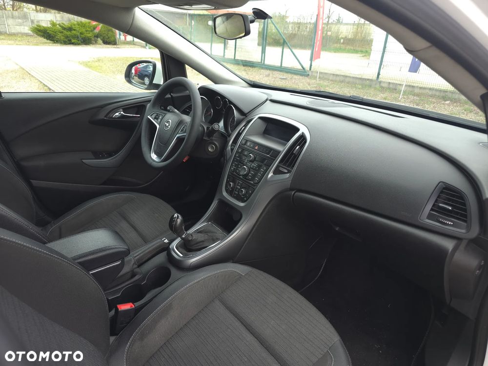 Opel Astra 1.4 T Business EU6 - 14