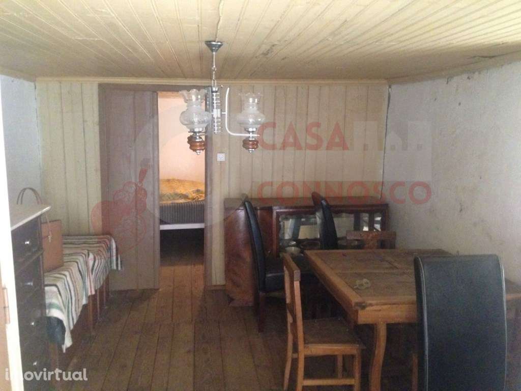 2 casas e terreno em Sobral Valado - Grande imagem: 3/9