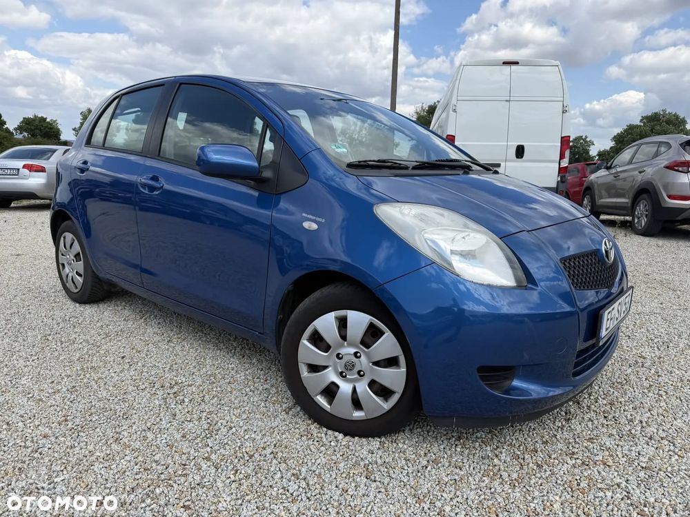 Toyota Yaris 1.3 VVT-i Multi Mode Sol - 2