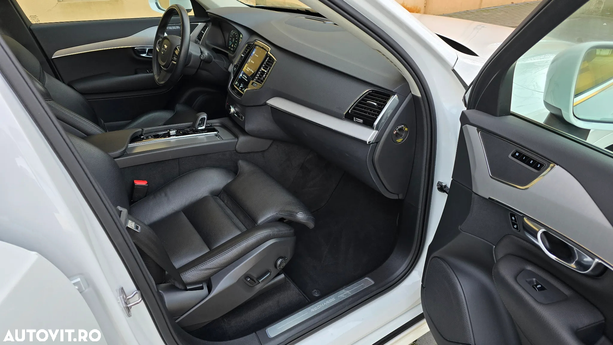 Volvo XC 90 T8 AWD Recharge Geartronic Inscription Expression - 19