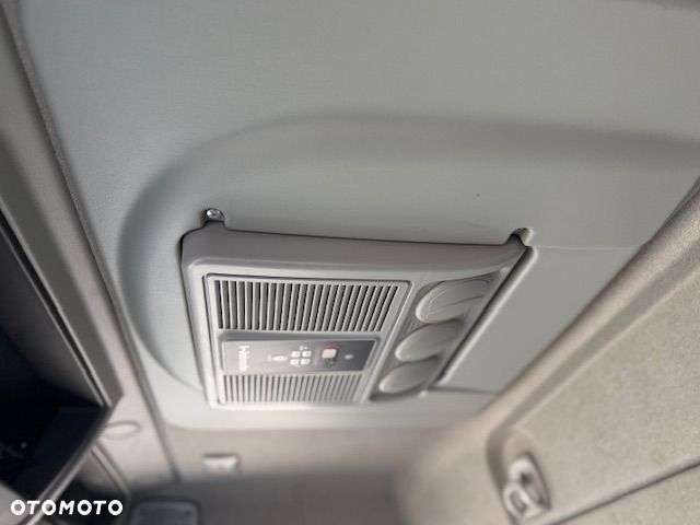 Renault D 250 4x2 Śmieciarka NTM Euro 6 - 10