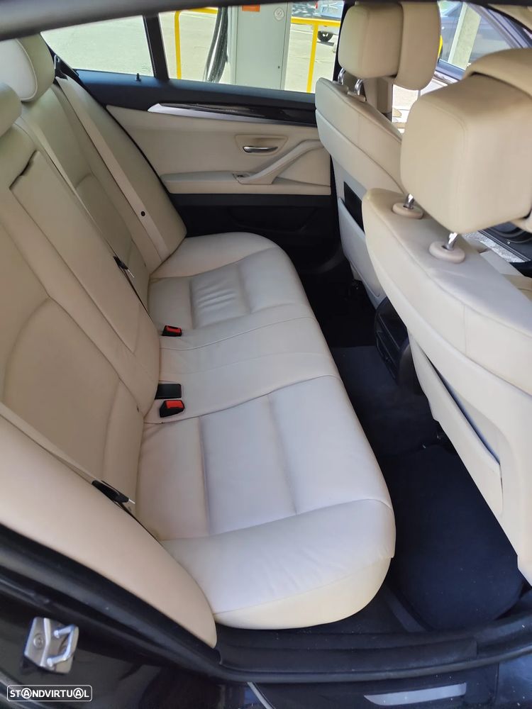 BMW 520 d Auto - 14