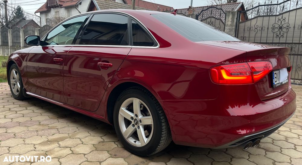 Audi A4 Avant 2.0 TDI DPF clean diesel multitronic S line Sportpaket - 2
