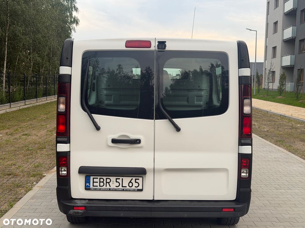 Renault Trafic 2014 photo 5