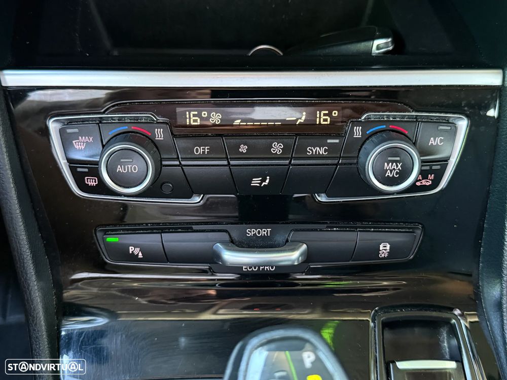 BMW 216 Active Tourer d Aut. Advantage - 38