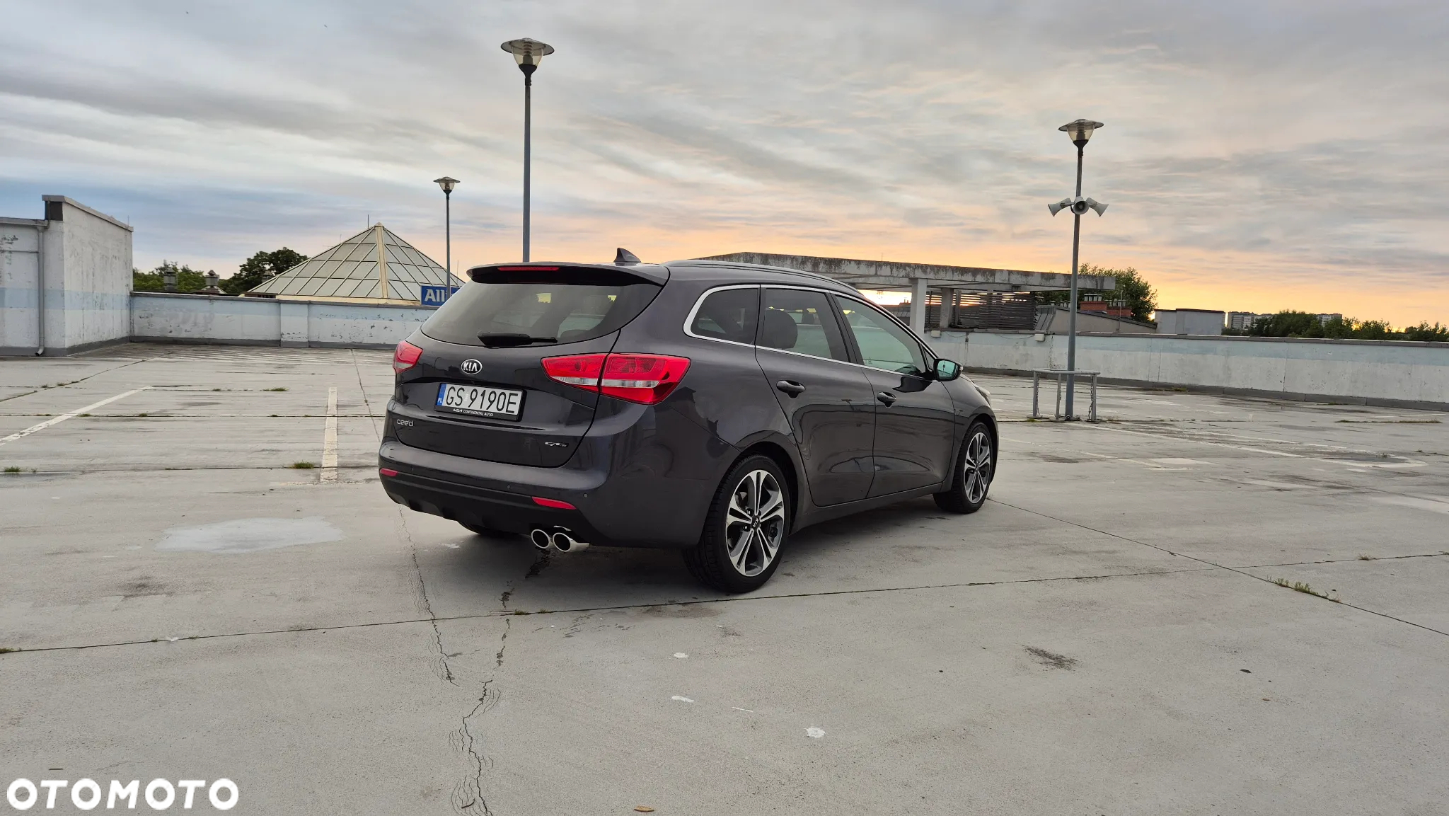 Kia Ceed Cee'd 1.6 CRDi GT Line DCT - 14