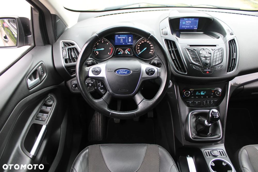 Ford Kuga - 14