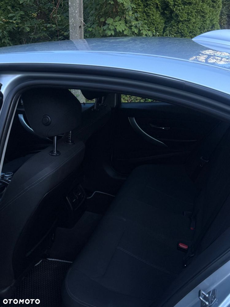 BMW Seria 3 335d xDrive Sport Line - 22