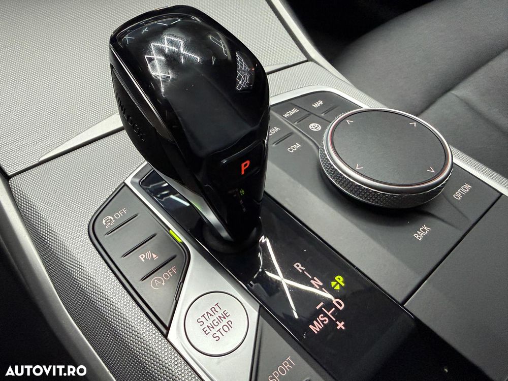 BMW Seria 3 320i AT - 18