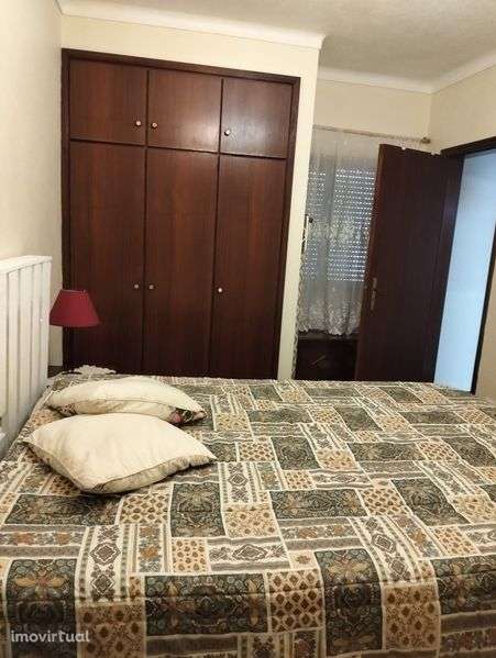 Arrenda-se T-1zona Alpiarça - Grande imagem: 2/6