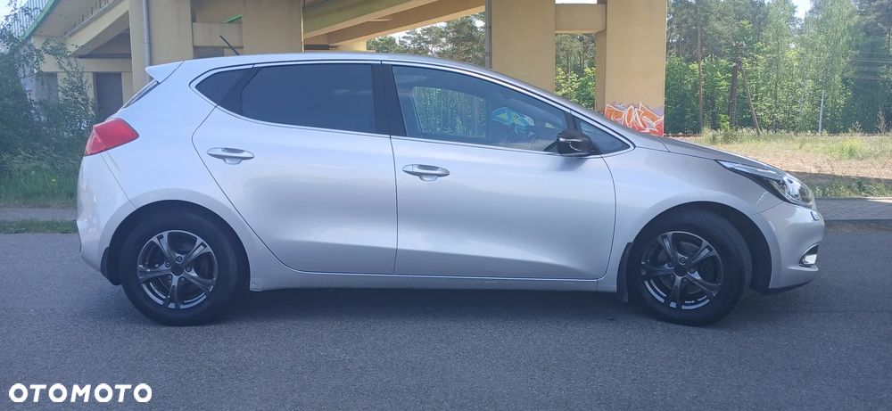 Kia Ceed 1.6 GDI Spirit - 3