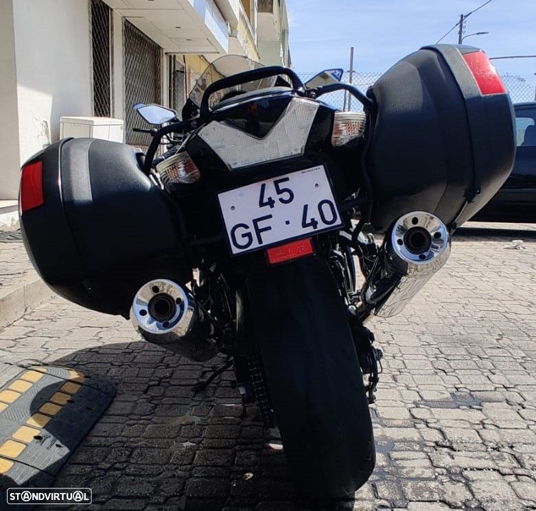 Kawasaki ZZR 1400 - 9