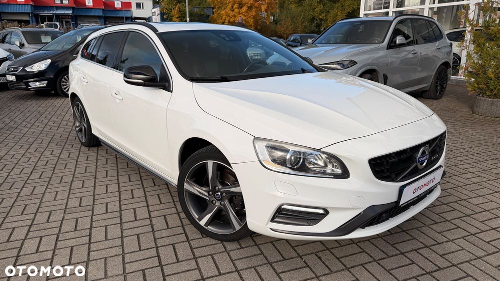 Volvo V60 D4 Drive-E R-Design Summum - 4