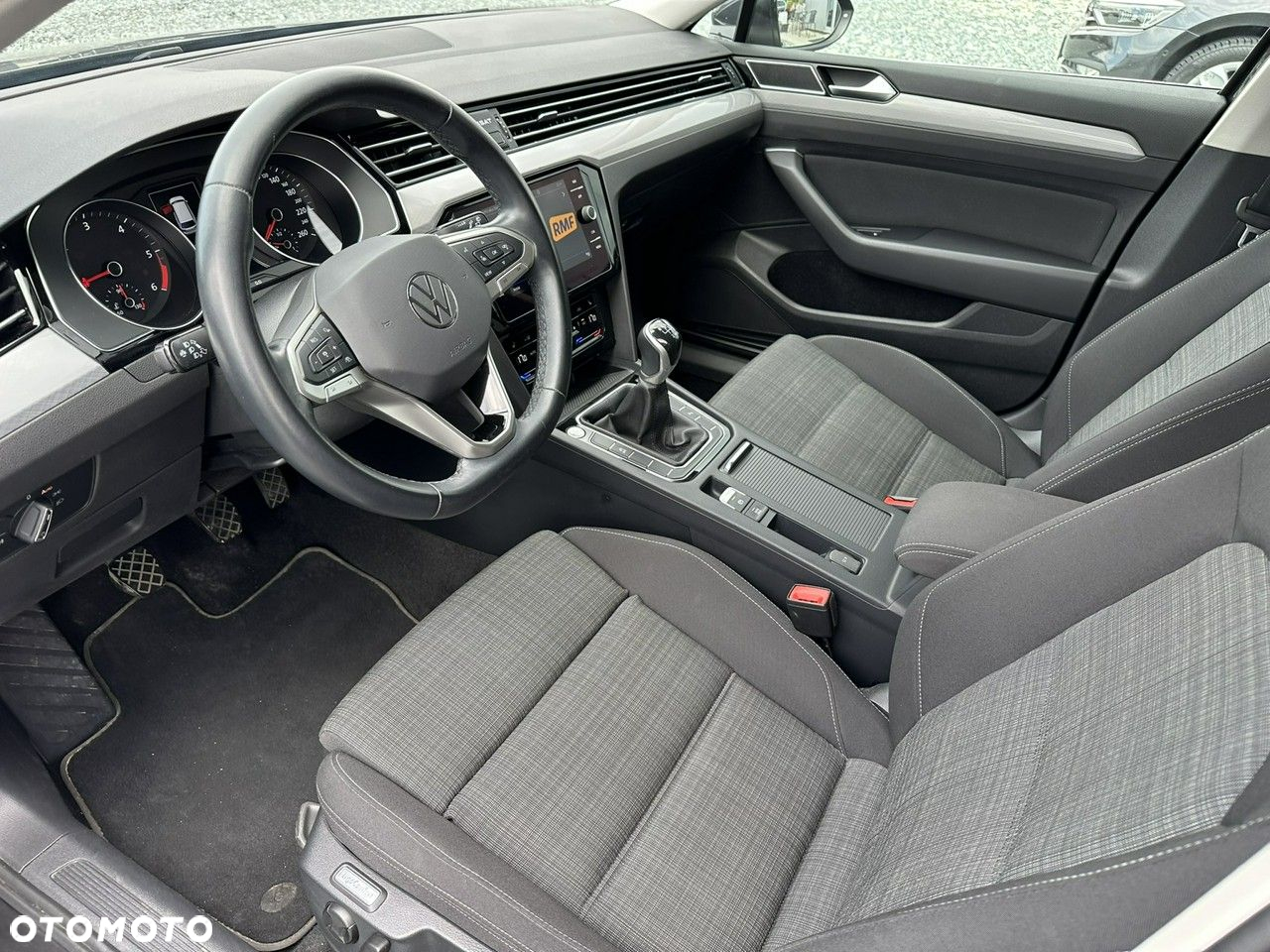 Volkswagen Passat 2.0 TDI EVO Business - 10
