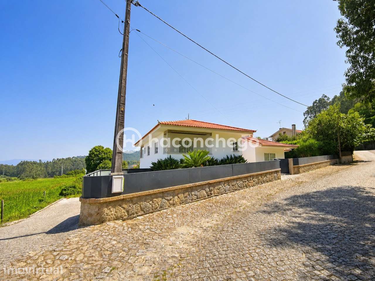 Moradia Isolada T3 Arrendamento em Tamel (Santa Leocádia) e Vilar do M - Grande imagem: 2/29