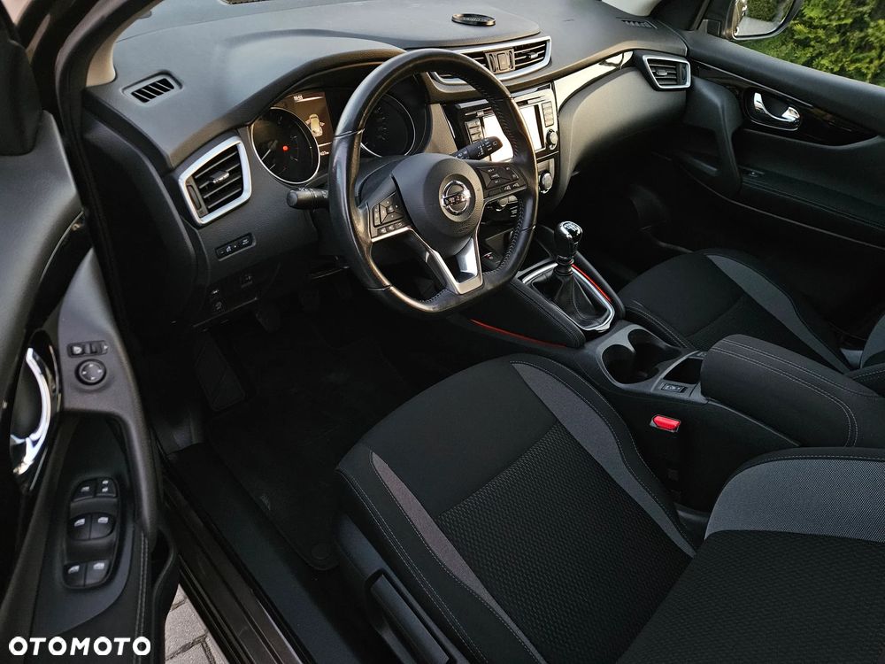 Nissan Qashqai 1.6 dCi Visia S&S - 26
