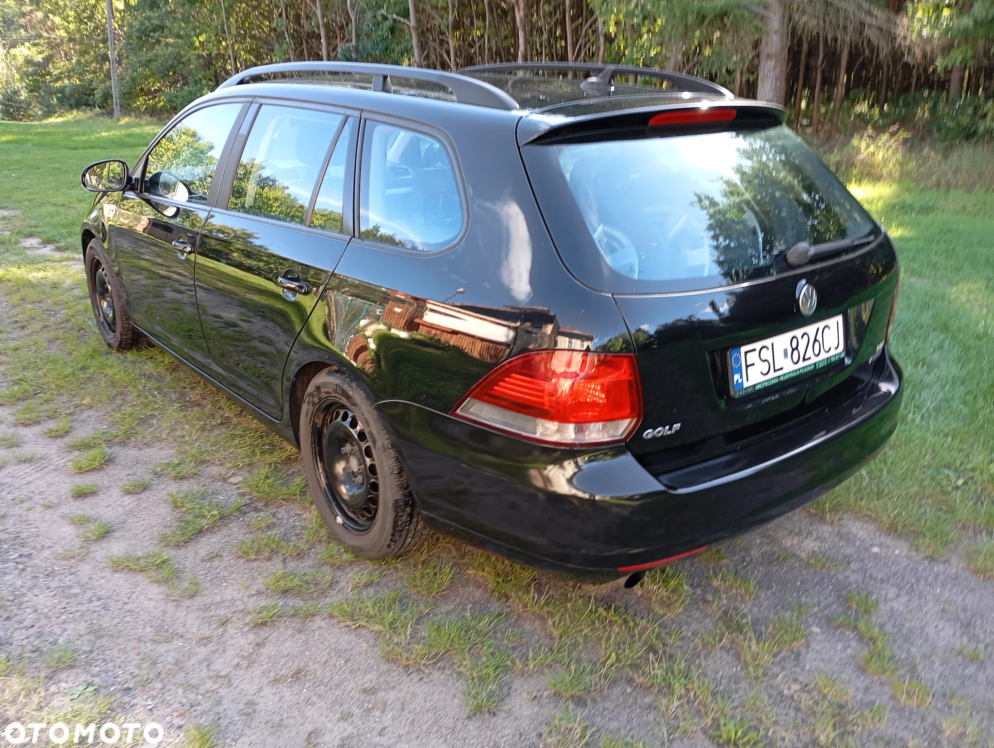 Volkswagen Golf VI 1.6 TDI BlueMot Comfortline - 6