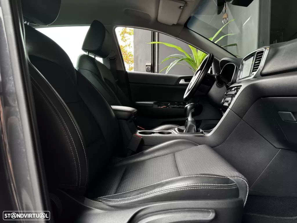 Kia Sportage 1.6 GDI ISG Tech - 23