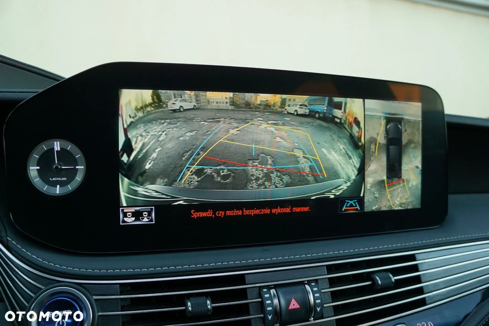 Lexus LS 500h Elegance AWD - 36