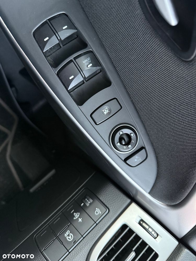 Hyundai i30 1.6 CRDi Classic + - 10