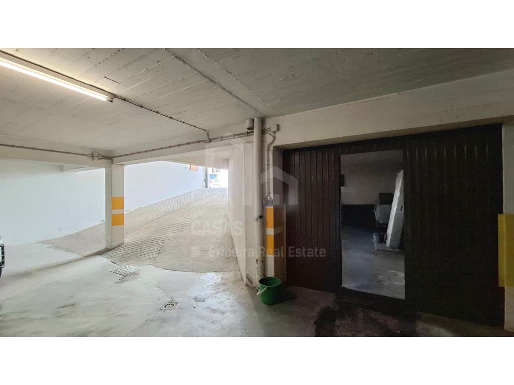 Arrenda Garagem - Ericeira, A Casa das Casas - Grande imagem: 4/11
