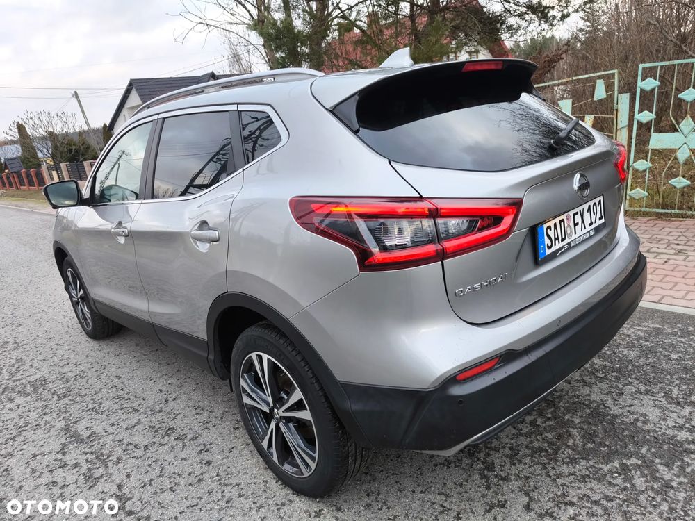 Nissan Qashqai 1.3 DIG-T TEKNA - 9