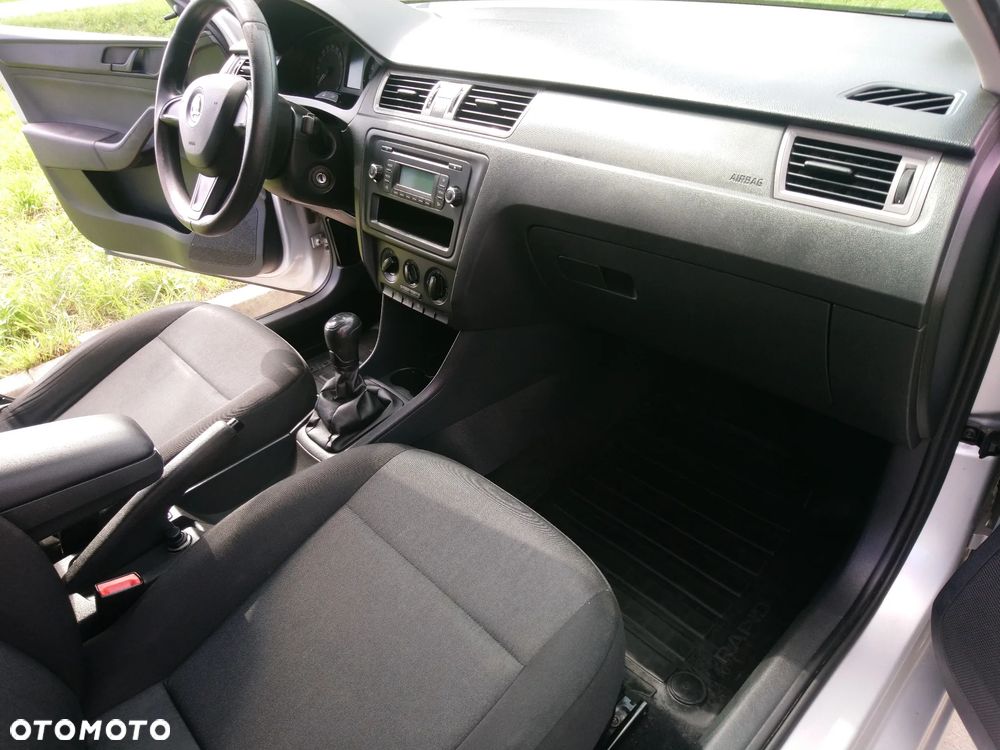 Skoda RAPID 1.6 TDI DPF Active - 16