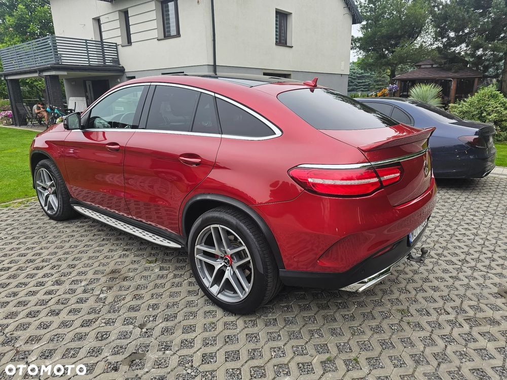 Mercedes-Benz GLE - 16
