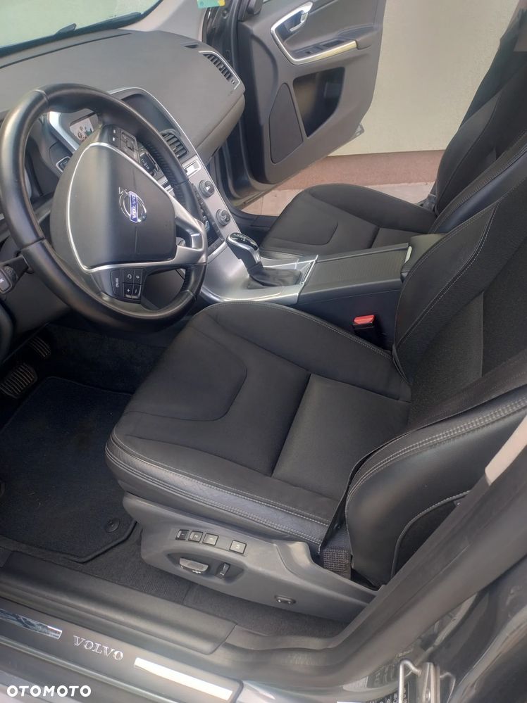 Volvo XC 60 D3 Drive-E Kinetic - 21