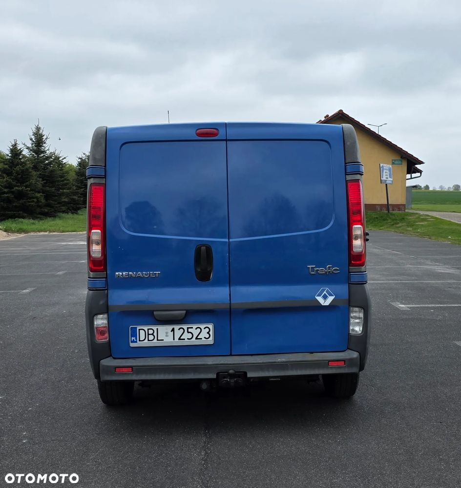 Renault TRAFIC - 10