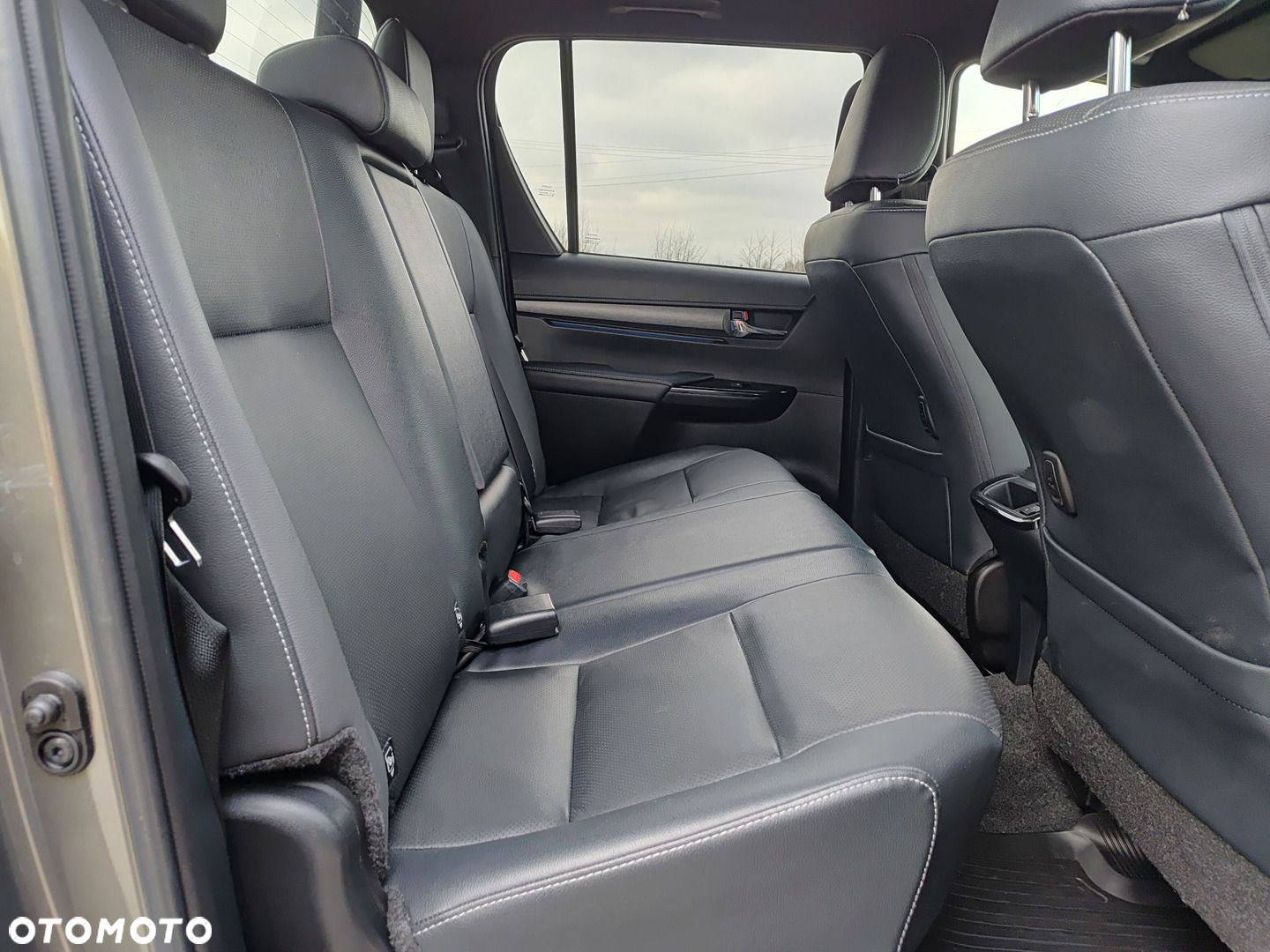 Toyota Hilux 2.8 D-4D Double Cab Invincible 4x4 - 7