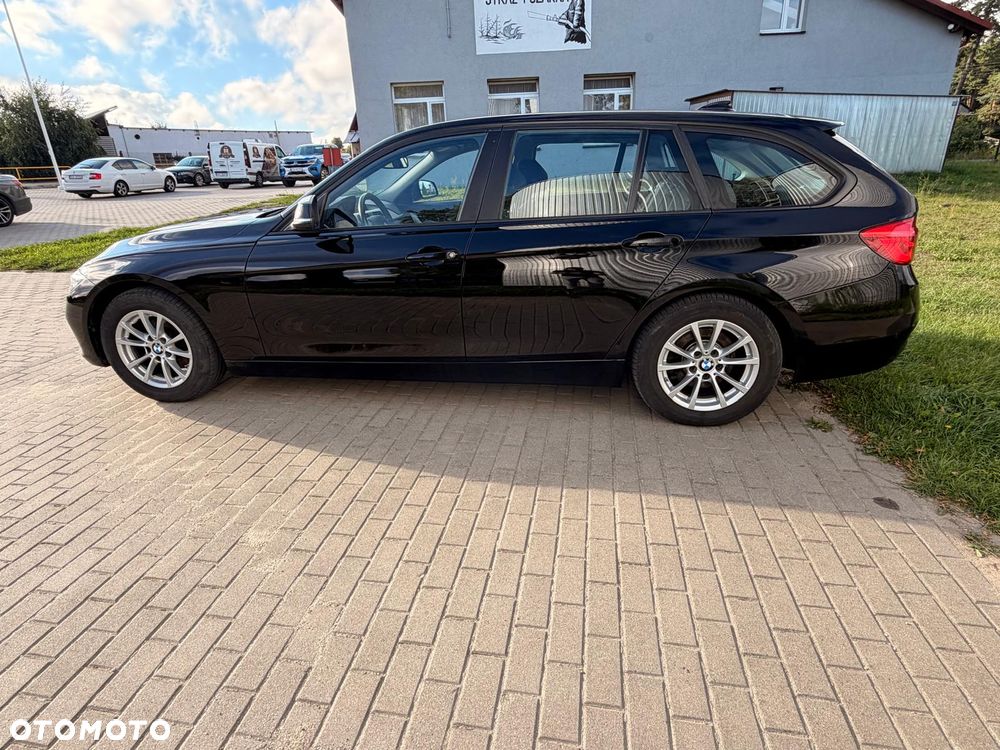 BMW Seria 3 318d - 18